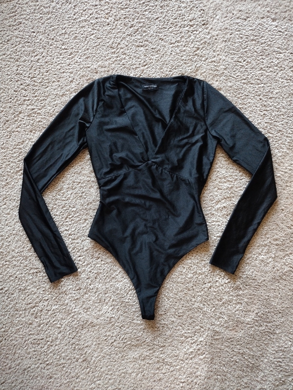 naked wardrobe Black Long Sleeve Bodysuit with V-Neck Size L